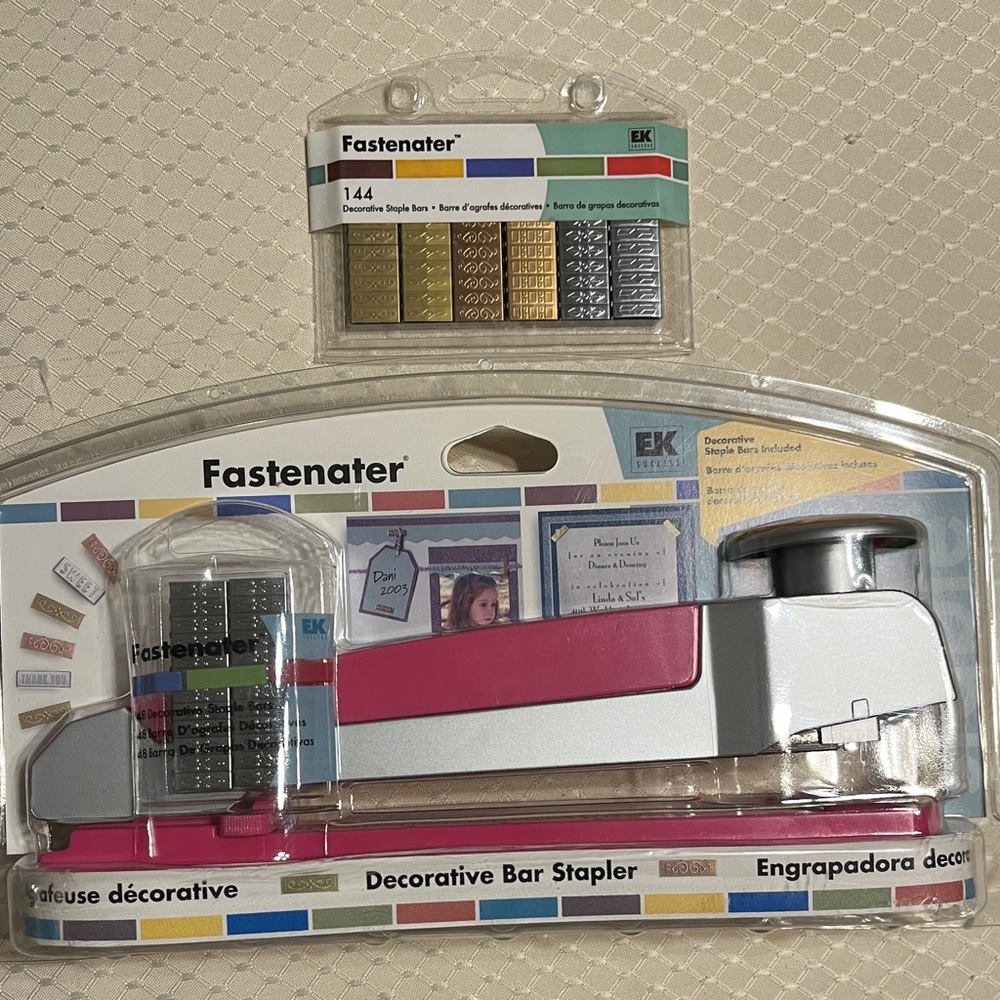 Brand New EK Fastenator Decorative Bar Stapler and Fastenator Staple Pack